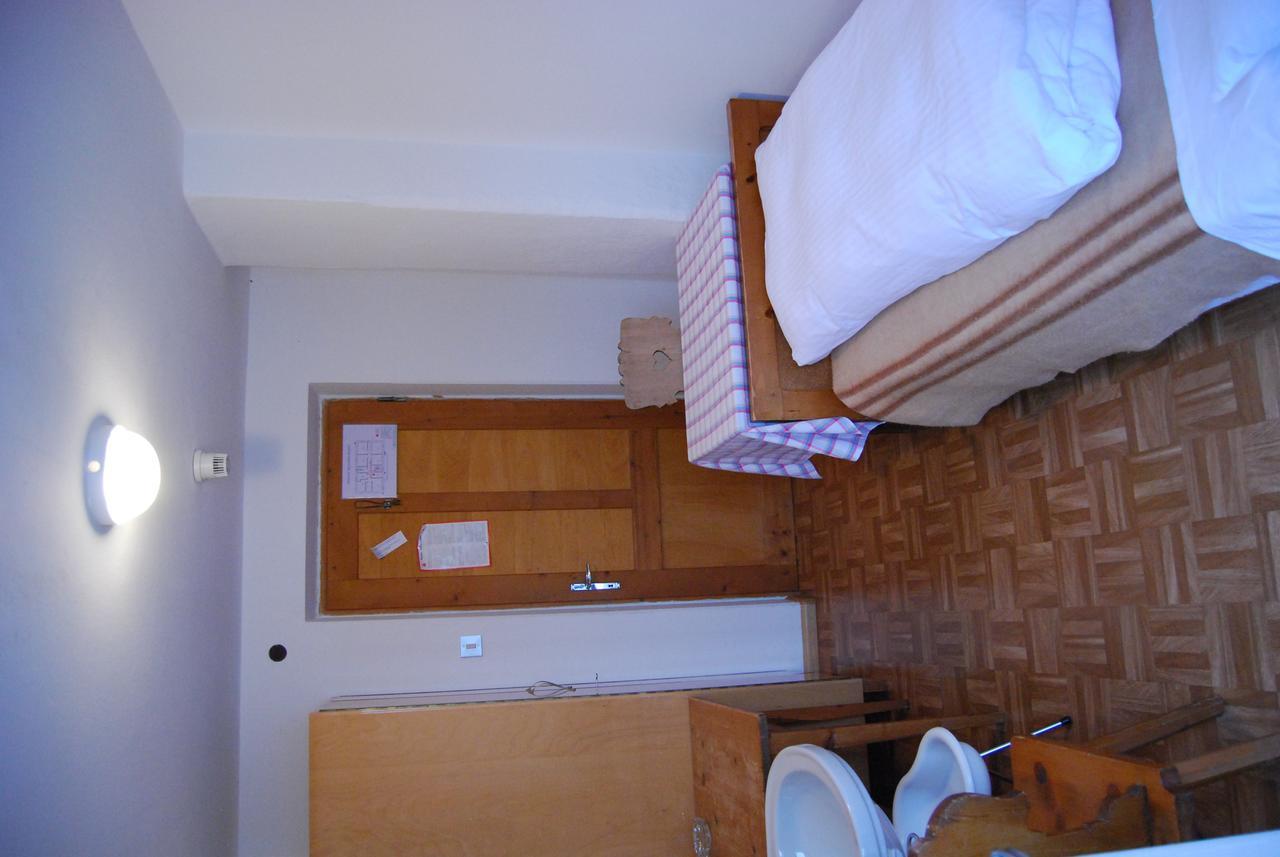 Rifugio Gardeccia Hutte Hotel Pozza di Fassa Bilik gambar